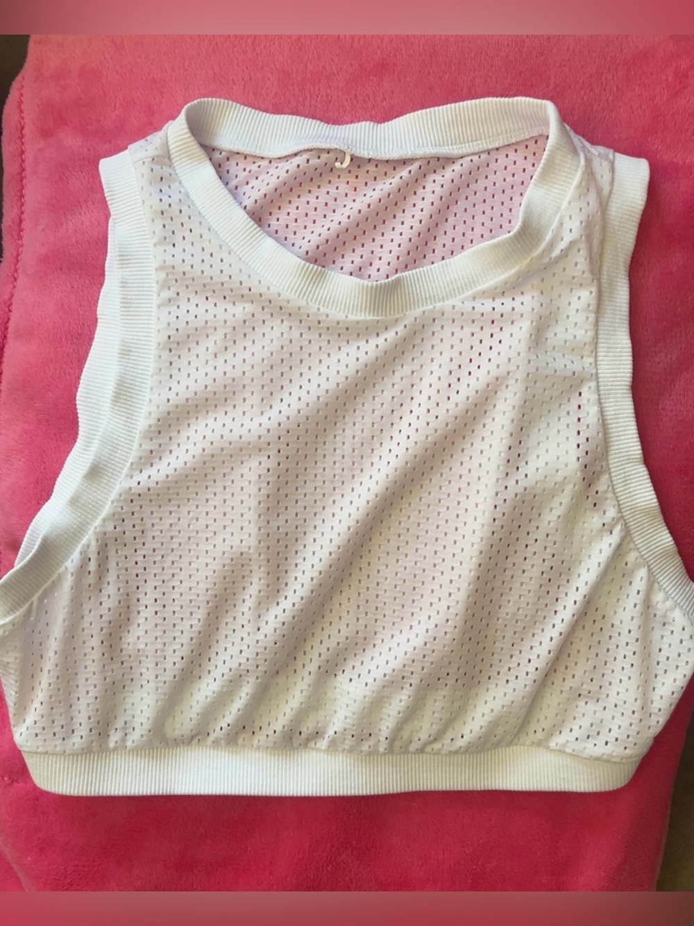 Alo Yoga | White Mesh Cropped Tank Top Athletic Women’s Top S